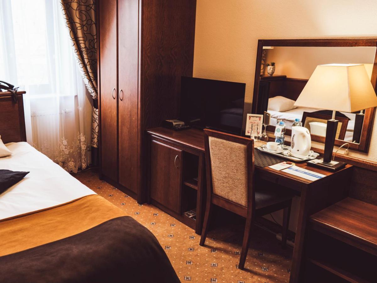Hotel Osjann Biała Podlaska Extérieur photo