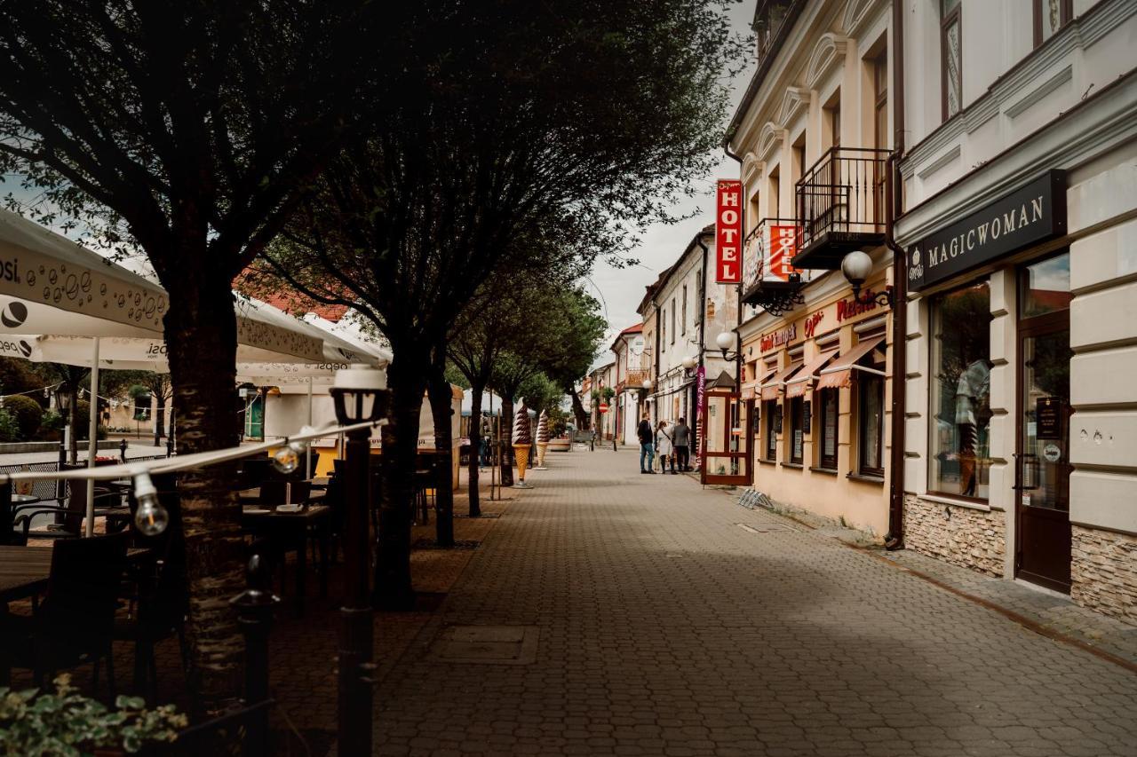 Hotel Osjann Biała Podlaska Extérieur photo